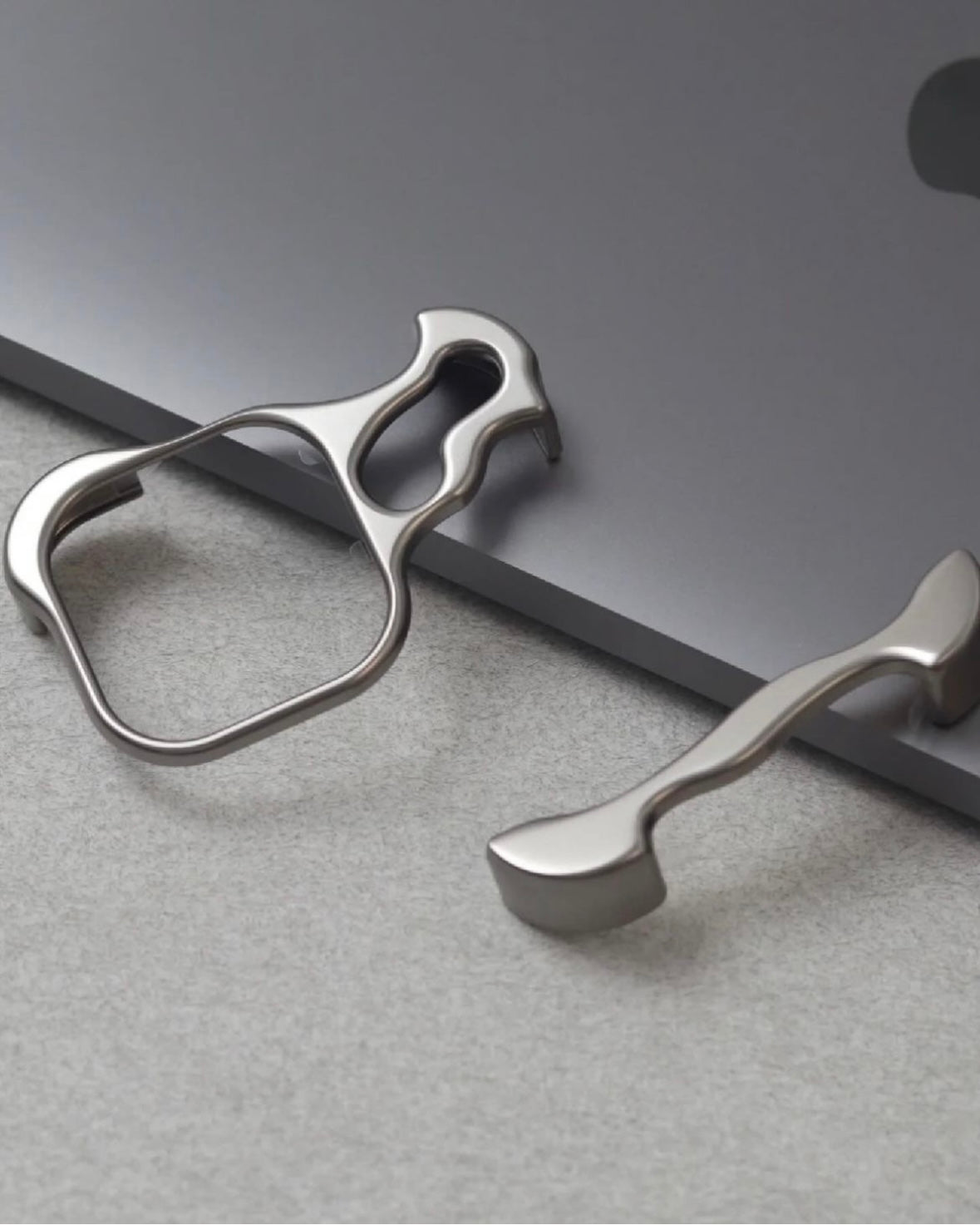 iPhone Unique And Stylish Brackets For Corners with Camera Lens