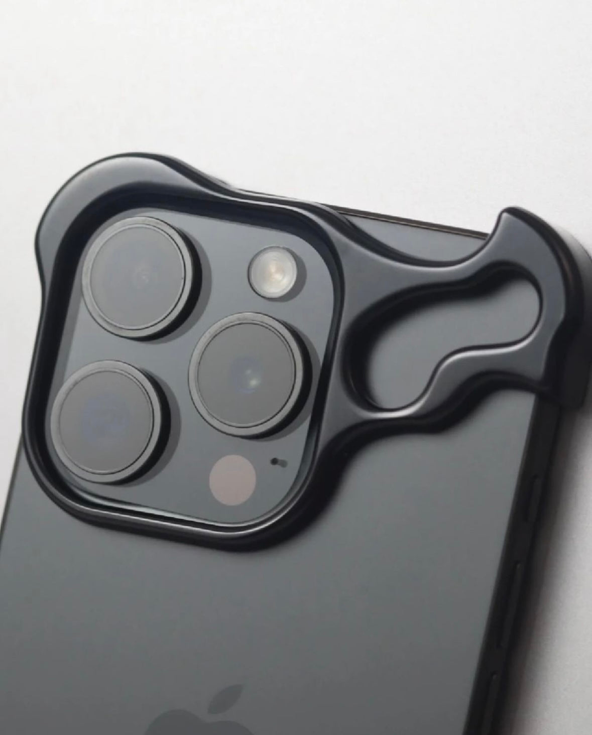 iPhone Unique And Stylish Brackets For Corners with Camera Lens