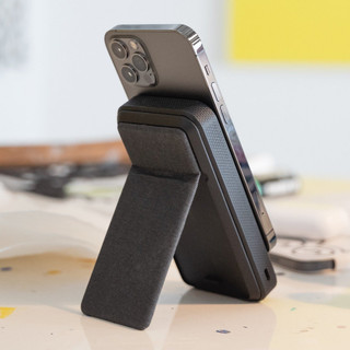 Mophie Snap+ Powerstation Stand, Magnetic and Power Bank 10000mAh internal battery, Black