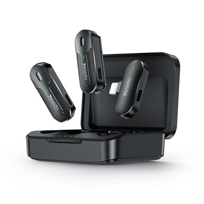 2 in 1 Wireless Lavalier Microphone 8 Pin Receiver with Charging Box
